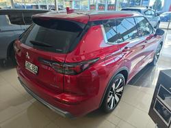 2026 MITSUBISHI Outlander EXCEED