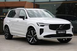 2026 Volvo XC90 Plus T8 Plug-In Hybrid Dark