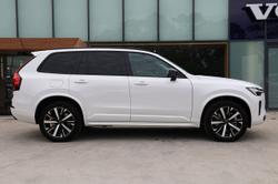 2026 Volvo XC90 Plus T8 Plug-In Hybrid Dark