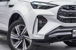 2025 Isuzu MU-X LS-T