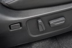 2025 Isuzu MU-X LS-T