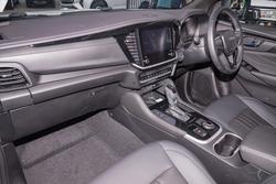 2025 Isuzu MU-X LS-T