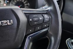 2023 Isuzu MU-X LS-T