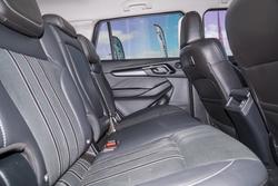 2023 Isuzu MU-X LS-T