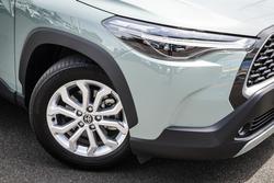 2025 Toyota Corolla Cross Hybrid GXL