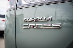 2025 Toyota Corolla Cross Hybrid GXL
