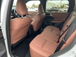 2025 MITSUBISHI OUTLANDER EXCEED TOURER