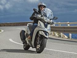 2025 Kymco Agility 16 + 300i Agility Blue