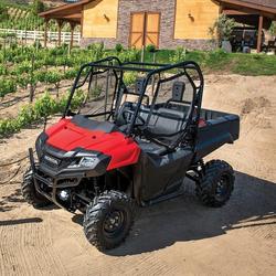 Honda Pioneer 700-2