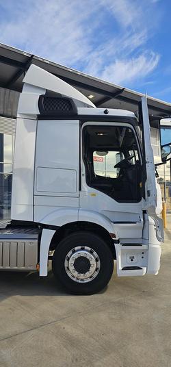 2026 Mercedes-Benz Actros 2653