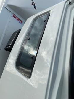 2025 Fuso Fighter 2427 White