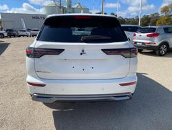 2025 MITSUBISHI Outlander LS