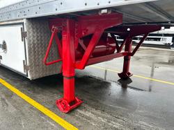 1997 Maxicube St3 24 Pallet Chiller, Belly Locks Evap