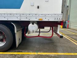 1997 Maxicube St3 24 Pallet Chiller, Belly Locks Evap