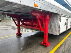 1997 Maxicube
                St3 24 Pallet Chiller, Belly Locks Evap