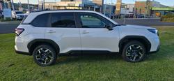 2025 SUBARU
FORESTER