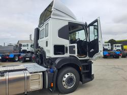2024 Iveco
S-Way AT600