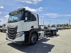 2024 Iveco
                S-Way AT230