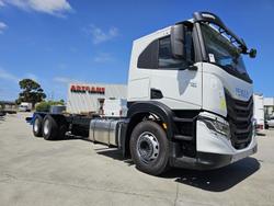 2024 Iveco
                S-Way AT230