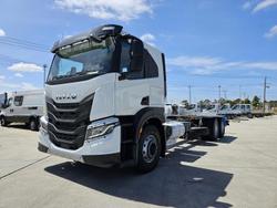2024 Iveco
                S-Way AT230