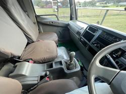 2004 Mitsubishi Fk617