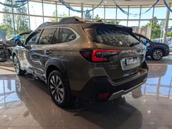 2025 Subaru Outback AWD Touring XT