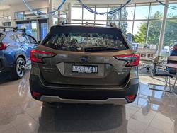 2025 Subaru Outback AWD Touring XT