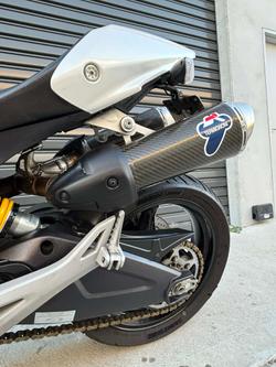 2010 Ducati Monster 696