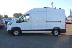 2020 LDV
                Deliver 9 