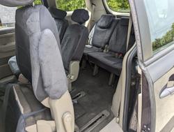 2016 Kia
Carnival S