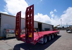 2025 BEAVERTAIL Tri Axle Tag Trailer