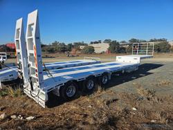 2025 Midland 45Ft Drop-Deck, Hydraulic Ramps