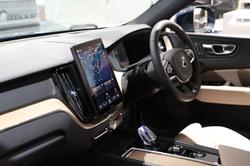 2025 Volvo XC60 Plus B5 Bright