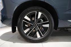2025 Volvo XC60 Plus B5 Bright