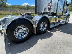 2018 Kenworth T610 Silver