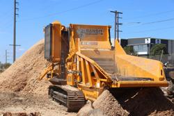 2017 Bandit 2680T Horizontal Grinder Yellow