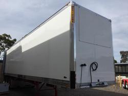 2024 Maxicube Tri-Axle Classic Series Full Chassis Refrigerated Van