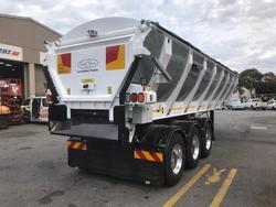 2024 Trout River Australia Live Floor Trailer Black