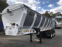 2024 Trout River Australia Live Floor Trailer Black