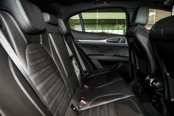 2023 Alfa Romeo
Stelvio Veloce