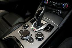 2023 Alfa Romeo
Stelvio Veloce