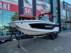 2024 MasterCraft XT22