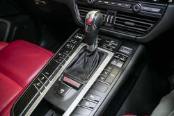 2021 Porsche
Macan