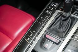 2021 Porsche
Macan