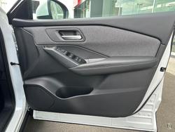 2025 Nissan QASHQAI ST-L