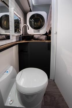 2025 Avida Birdsville Lx