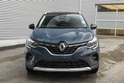 2023 Renault
                Captur Intens