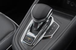 2023 Renault
                Captur Intens