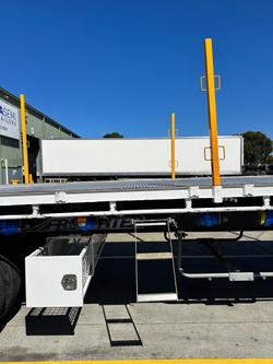 2018 Maxitrans
                St2 Tadem Axle Semi Moffet 