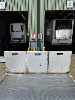 2018 Maxitrans
                St2 Tadem Axle Semi Moffet 